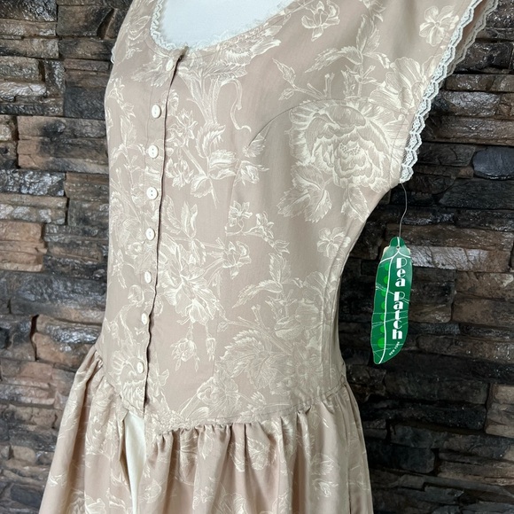 Sea Tan and Cream Buttoned Midi Sundress - Picture 3 of 15
